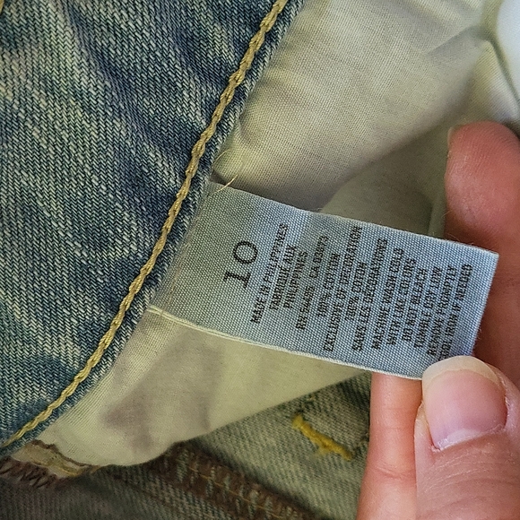 American Eagle Denim Shorts - Picture 7 of 8